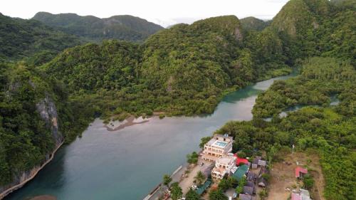 Airusxander Front Beach Resort in Caramoan Airusxander Front Beach Resort in Caramoan