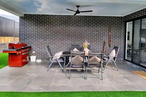 Beautiful New home in Throsby with 5 Bedrooms in نورثن كانبير ا Beautiful New home in Throsby with 5 Bedrooms in نورثن كانبير ا