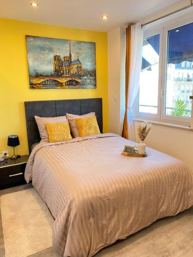 Guestroom, Paris Homestay of Happyness in Le Kremlin Bicetre Guestroom, Paris Homestay of Happyness in Le Kremlin Bicetre