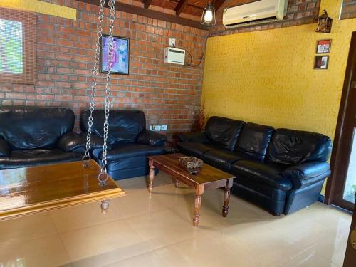 Anchorage - Mesmerizing villa with lawn, BB court in Mamallapuram Anchorage - Mesmerizing villa with lawn, BB court in Mamallapuram
