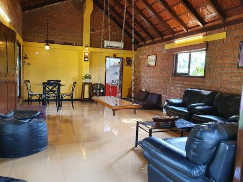 Anchorage - Mesmerizing villa with lawn, BB court in Mamallapuram Anchorage - Mesmerizing villa with lawn, BB court in Mamallapuram