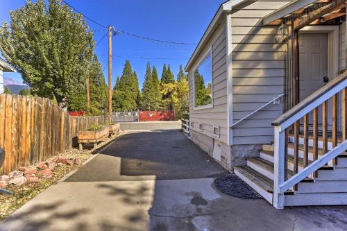Pet-Friendly Mount Shasta Home with Hot Tub! in Mount Shasta (CA) Pet-Friendly Mount Shasta Home with Hot Tub! in Mount Shasta (CA)