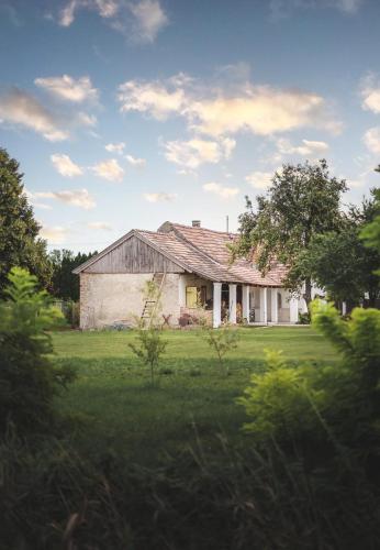 Nálunk, vidéken - Cottage 54 (Nalunk, videken - Cottage 54) in อัสวานีราโร Nálunk, vidéken - Cottage 54 (Nalunk, videken - Cottage 54) in อัสวานีราโร