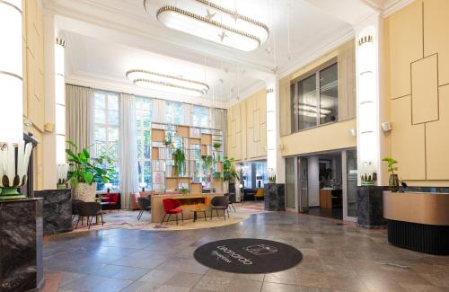 Lobby, Leonardo Royal Hotel Berlin Alexanderplatz in Friedrichshain Lobby, Leonardo Royal Hotel Berlin Alexanderplatz in Friedrichshain