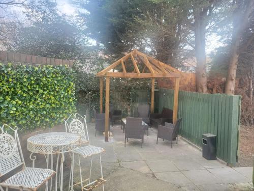 Facilities, Jubilee pub in Crosby Facilities, Jubilee pub in Crosby