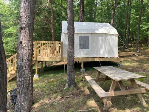 Tentrr Signature - Water's Edge Campsite on Sunset Cove in Hillsville (VA) Tentrr Signature - Water's Edge Campsite on Sunset Cove in Hillsville (VA)