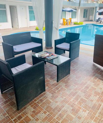 Oceanside Suites in Atacames Oceanside Suites in Atacames