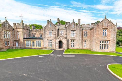 Exterior view, 4 Buttermere House, Cumbria with parking in Great Asby Exterior view, 4 Buttermere House, Cumbria with parking in Great Asby