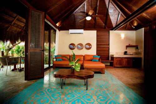 Hotel Rancho Encantado in Bacalar Hotel Rancho Encantado in Bacalar