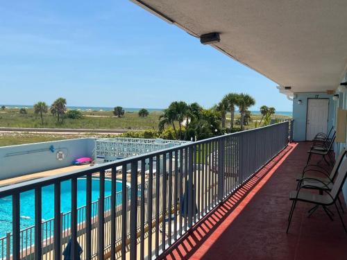 Beachside Resort Motel in Treasure Island (FL) Beachside Resort Motel in Treasure Island (FL)