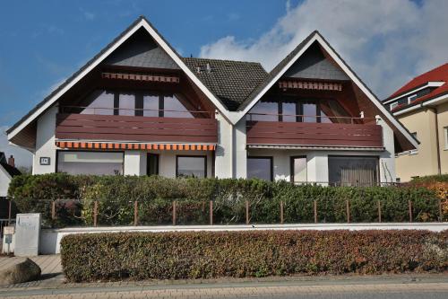 Exterior view, Haus Strandallee 24 Haus Strandallee 24 - Appartement Seemanns Meeresblick in Timmendorfer Strand City Center Exterior view, Haus Strandallee 24 Haus Strandallee 24 - Appartement Seemanns Meeresblick in Timmendorfer Strand City Center