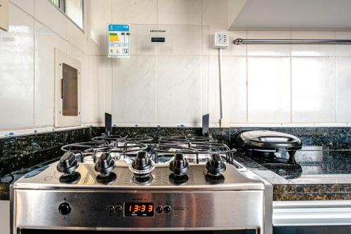 ห้องครัว, APARTAMENTO, ATÉ 4 PESSOAS,20 Metros da PRAIA do SONHO, PÉ NA AREIA,100 MB WI-FI (APARTAMENTO, ATE 4 PESSOAS,20 Metros da PRAIA do SONHO, PE NA AREIA,100 MB WI-FI) in ชายหาดซอโย ห้องครัว, APARTAMENTO, ATÉ 4 PESSOAS,20 Metros da PRAIA do SONHO, PÉ NA AREIA,100 MB WI-FI (APARTAMENTO, ATE 4 PESSOAS,20 Metros da PRAIA do SONHO, PE NA AREIA,100 MB WI-FI) in ชายหาดซอโย