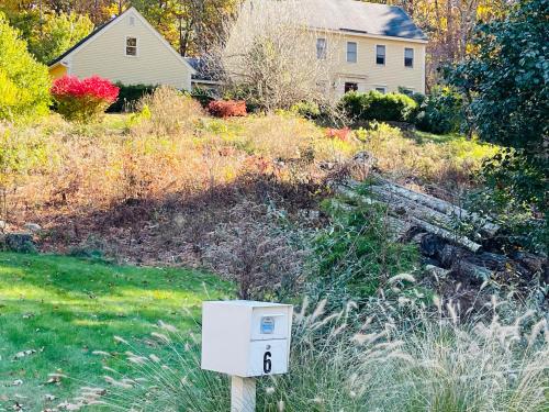 Boston Area 4 Bedroom Home on the State Forest