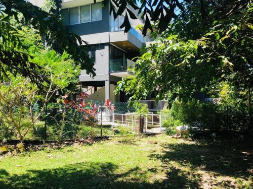 Garden, Luxurious 3 bedroom apartment in Kuala Teriang Garden, Luxurious 3 bedroom apartment in Kuala Teriang
