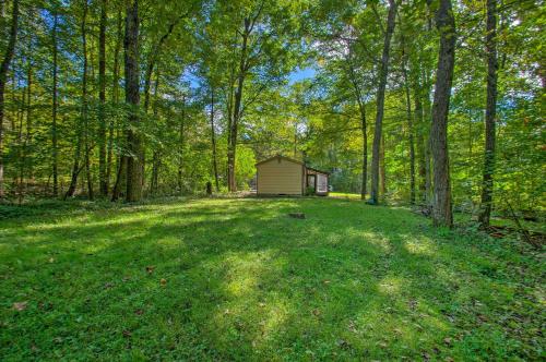 Quaint Hinton Hideaway - Hunt and Fish Nearby! in 웨스트 해리슨버그 Quaint Hinton Hideaway - Hunt and Fish Nearby! in 웨스트 해리슨버그