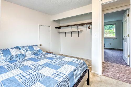 Walkable Sitka Getaway with Community Perks! in Sitka (AK) Walkable Sitka Getaway with Community Perks! in Sitka (AK)