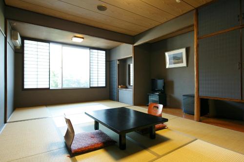 Mount View Hakone Ryokan in Hakone Mount View Hakone Ryokan in Hakone