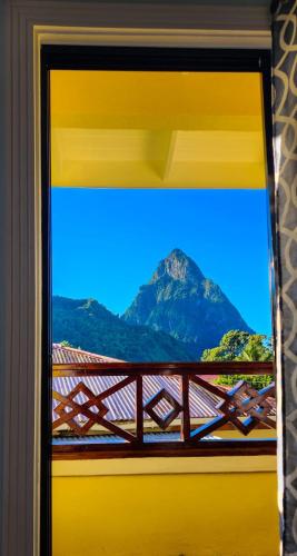 Sea Piton View Apartment- Location, Convenience, Modern Living in Soufrière Sea Piton View Apartment- Location, Convenience, Modern Living in Soufrière