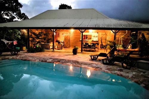 Caribbean Ashanti Lodge in Trois-Rivieres Caribbean Ashanti Lodge in Trois-Rivieres