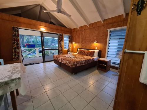 Sunny Beach Bungalows - Aitutaki in Aitutaki Sunny Beach Bungalows - Aitutaki in Aitutaki