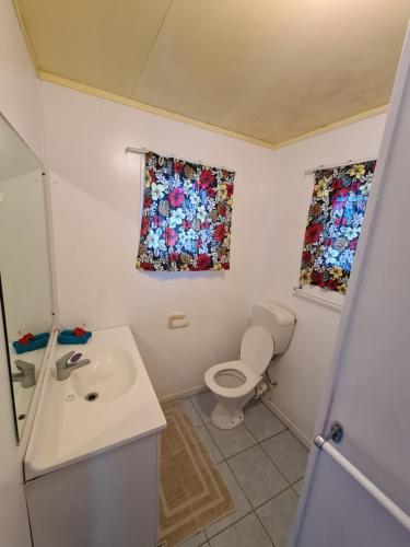 Baño, Sunny Beach Bungalows - Aitutaki in Aitutaki Baño, Sunny Beach Bungalows - Aitutaki in Aitutaki