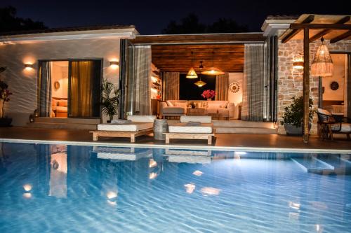 مسبح, Mandraki Village Boutique Hotel in سكيازوس مسبح, Mandraki Village Boutique Hotel in سكيازوس