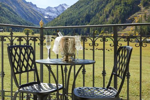 Hotel Miramonti in Cogne Hotel Miramonti in Cogne