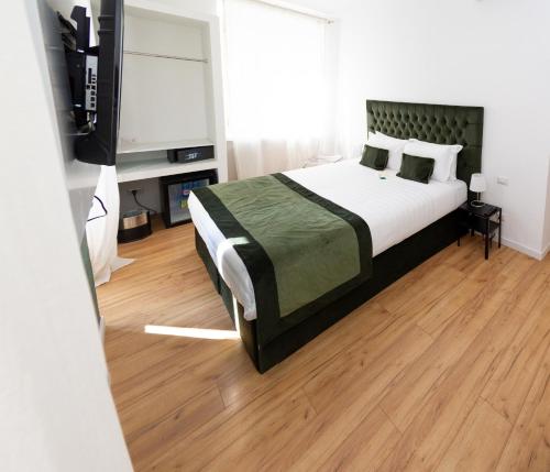 Home at Rome St. Peter Guest House