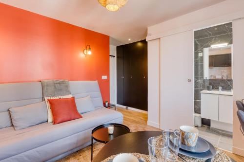 Magnifique studio refait a neuf proche Paris et RER in Vitry-sur-Seine Magnifique studio refait a neuf proche Paris et RER in Vitry-sur-Seine
