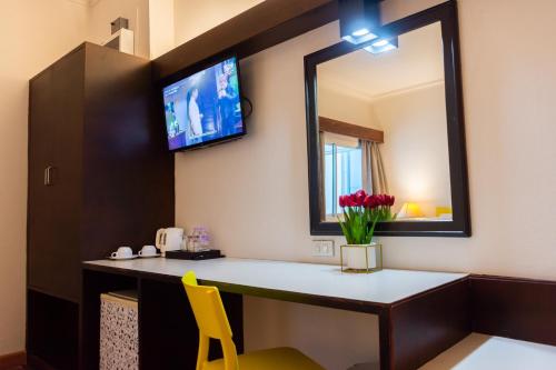 Mayflower Grand Hotel Korat15