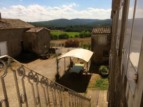 Eksterijer hotela, Maison de 4 chambres avec piscine partagee et wifi a Lagrasse in Lagrasse Eksterijer hotela, Maison de 4 chambres avec piscine partagee et wifi a Lagrasse in Lagrasse