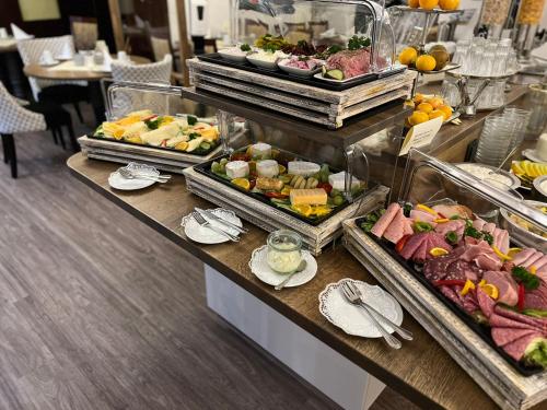 餐飲選擇, 玫瑰園酒店 (Hotel Rosengarten) in 巴德 薩爾佐夫倫 餐飲選擇, 玫瑰園酒店 (Hotel Rosengarten) in 巴德 薩爾佐夫倫