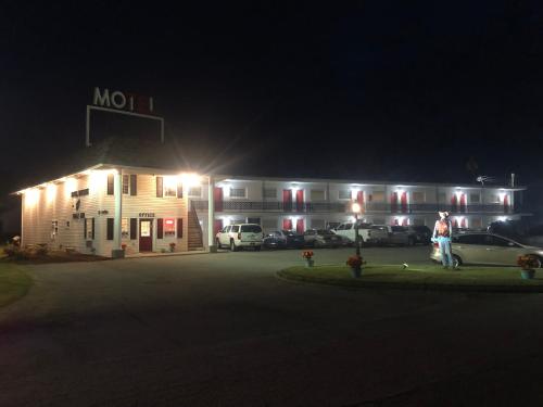 外部景觀, Motel Boutique by Wolf Inn in 俄亥俄州米蘭 (OH) 外部景觀, Motel Boutique by Wolf Inn in 俄亥俄州米蘭 (OH)