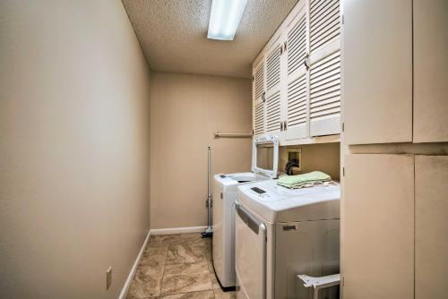 Stunning Homosassa Getaway with Private Pool! in Homosassa (FL) Stunning Homosassa Getaway with Private Pool! in Homosassa (FL)