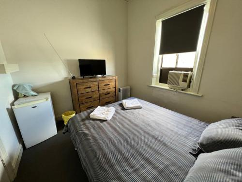 Black Lion Inn Hotel in Broken Hill Black Lion Inn Hotel in Broken Hill