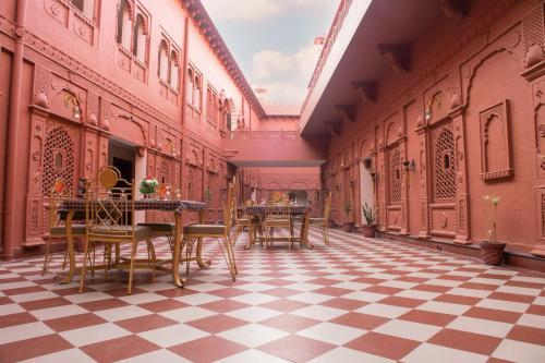Banquet hall, Hotel Sagar Niwas in Bikaner Banquet hall, Hotel Sagar Niwas in Bikaner