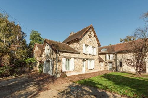 La Creste Disneyland Bmyguest