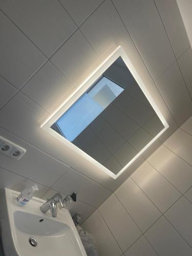 Bathroom, GreenLeaf Lappersdorf - Terrasse - A93 Anbindung - Netflix - Stadtnah in Lappersdorf Bathroom, GreenLeaf Lappersdorf - Terrasse - A93 Anbindung - Netflix - Stadtnah in Lappersdorf