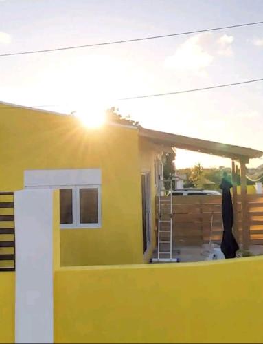 Фасада на хотела, Casita Amarilla in Santa Cruz Фасада на хотела, Casita Amarilla in Santa Cruz