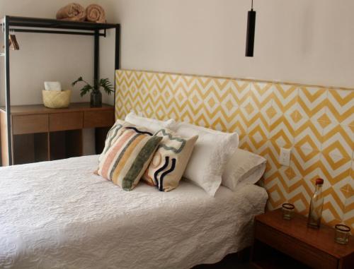 Classic Triple Room image 4