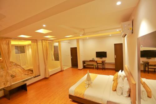 Grand Signature Hotel & spa in Yercaud Grand Signature Hotel & spa in Yercaud