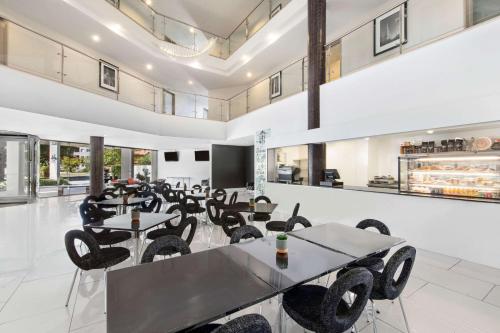 Restoran, Adina Serviced Apartments Canberra, Dickson in Dickson Restoran, Adina Serviced Apartments Canberra, Dickson in Dickson