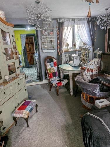Quaint & Quirky House Colchester Town Centre in New Town Quaint & Quirky House Colchester Town Centre in New Town
