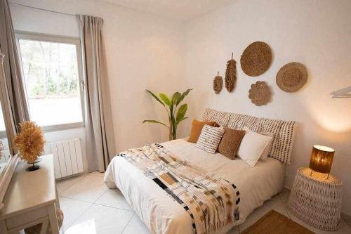 Beautiful villa with Private Wood