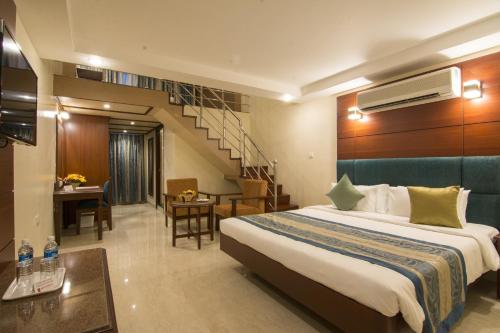 Shenbaga Hotel & Convention Centre in Pondicherry Shenbaga Hotel & Convention Centre in Pondicherry