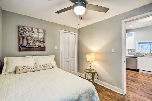 Remodeled Chicago Apartment Less Than 9 Mi to Downtown