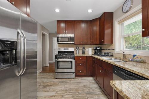 Arlington Heights FHS Rental in Arlington Heights (IL) Arlington Heights FHS Rental in Arlington Heights (IL)