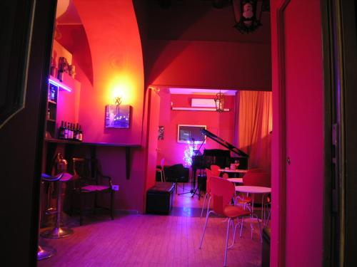 Food and beverages, Toledo Hotel near Gallerie di Palazzo Zevallos Stigliano Food and beverages, Toledo Hotel near Gallerie di Palazzo Zevallos Stigliano