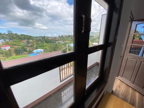 阳台/露台, Hinode Hotel ဟိနောဒေ့ဟိုတယ် in 格劳 阳台/露台, Hinode Hotel ဟိနောဒေ့ဟိုတယ် in 格劳