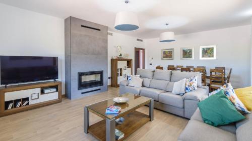 المرافق, Casa Rural Tajo de Gómer Riogordo by Ruralidays (Casa Rural Tajo de Gomer Riogordo by Ruralidays) in Riogordo المرافق, Casa Rural Tajo de Gómer Riogordo by Ruralidays (Casa Rural Tajo de Gomer Riogordo by Ruralidays) in Riogordo